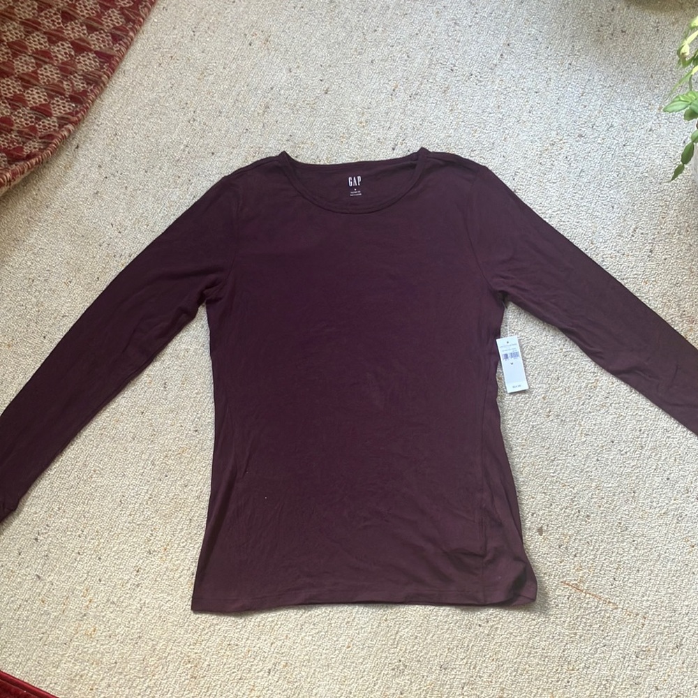 Gap Feather Tee Longsleeve burgundy